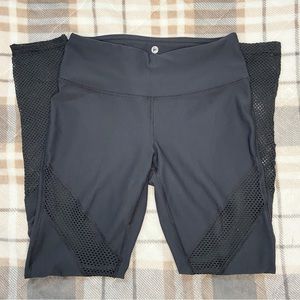 90 DEGREE BY REFLEX GRAY LEGGINGS WITH MESH AND SHEER DETAILING